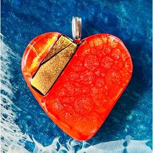 Bonnie’s Bling One Of A Kind Fused Glass Jewelry and Accessories to Wear.